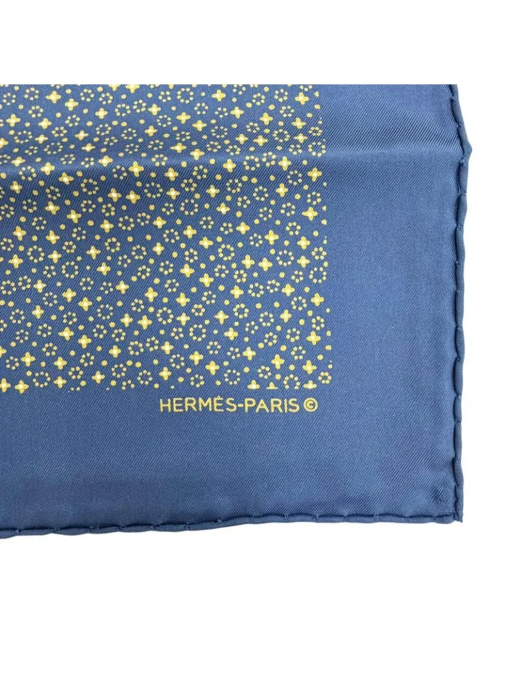 Hermes Silk 100% Petit Carre 45 Gavroche All Over Pattern Scarf Navy Yellow